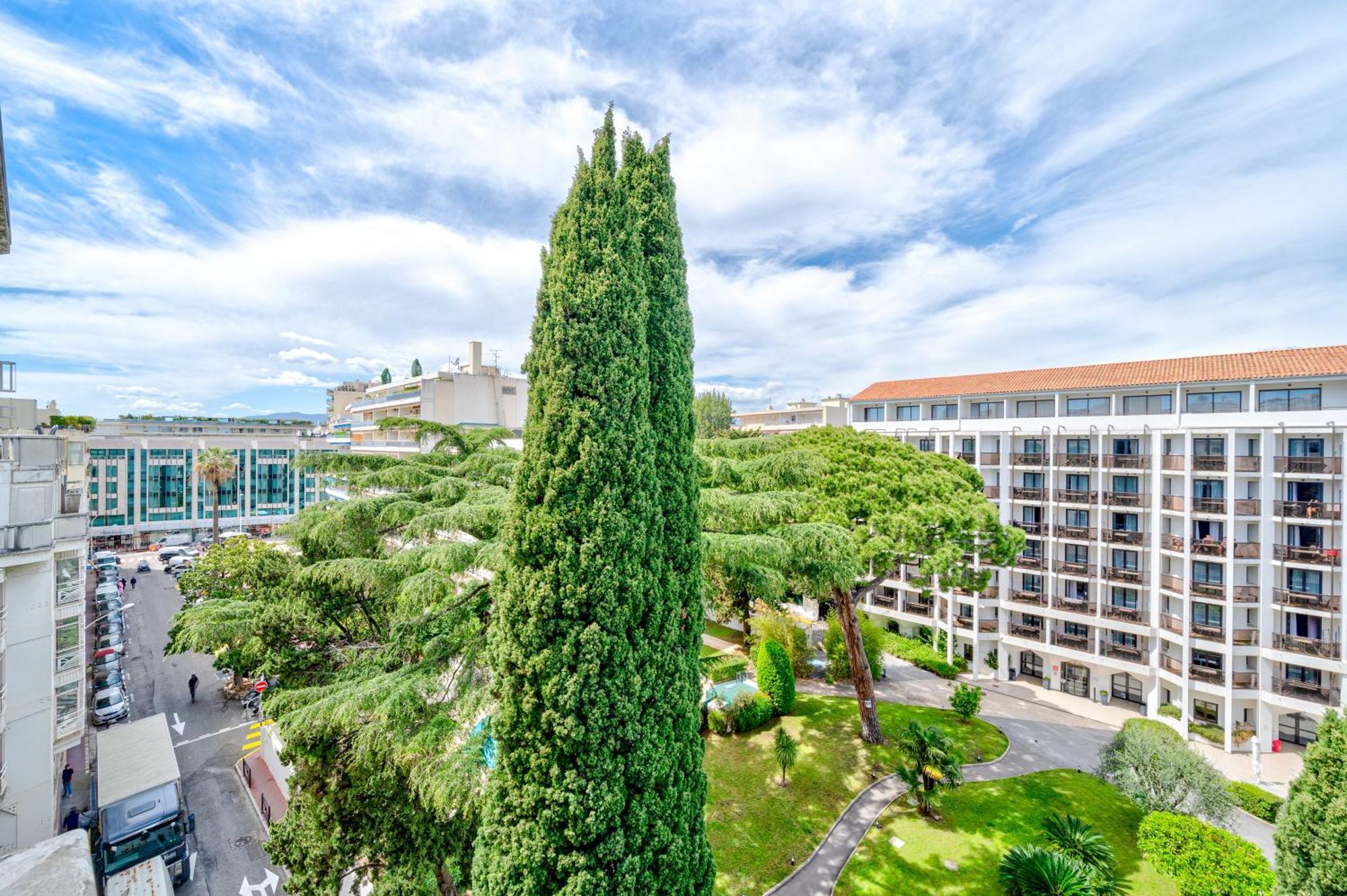 Residence Carlton Riviera - Канни Екстер'єр фото